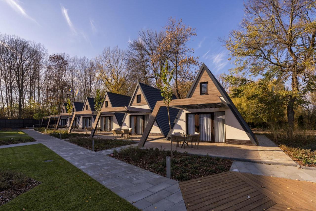 Donautica Hotel & Restaurant Fadd-Dombori Exterior photo